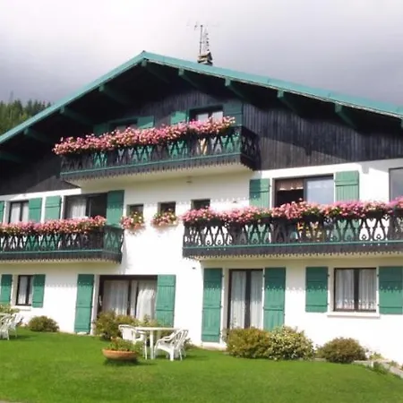 Fleur Des Alpes Chalet *