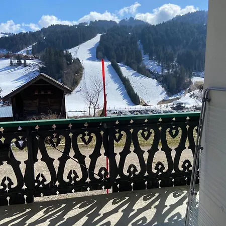 Fleur Des Alpes * Les Gets